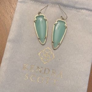 Kendra Scott Skye Earrings in Chalcedony